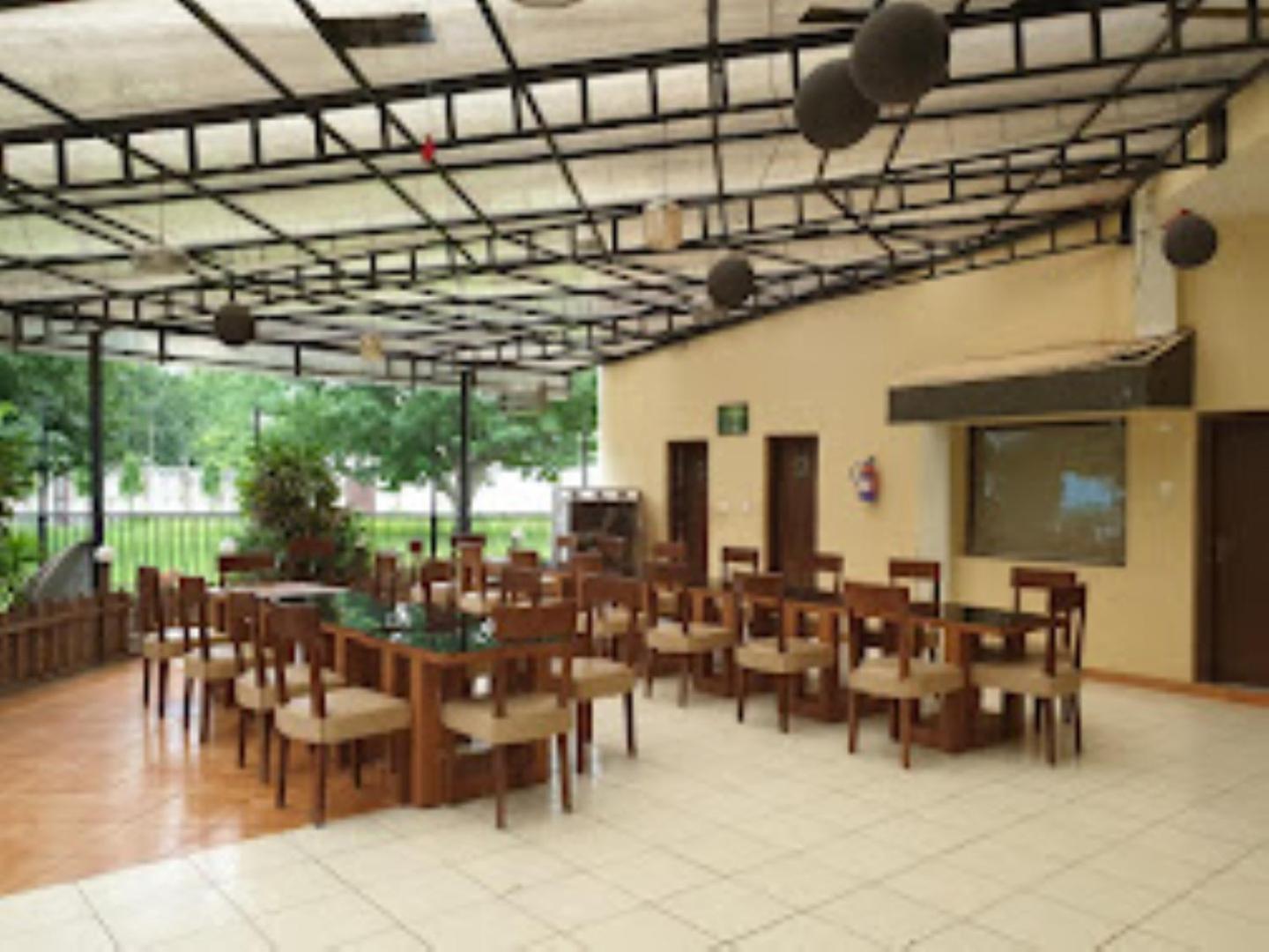 Hotel Saroj Sāgar מראה חיצוני תמונה